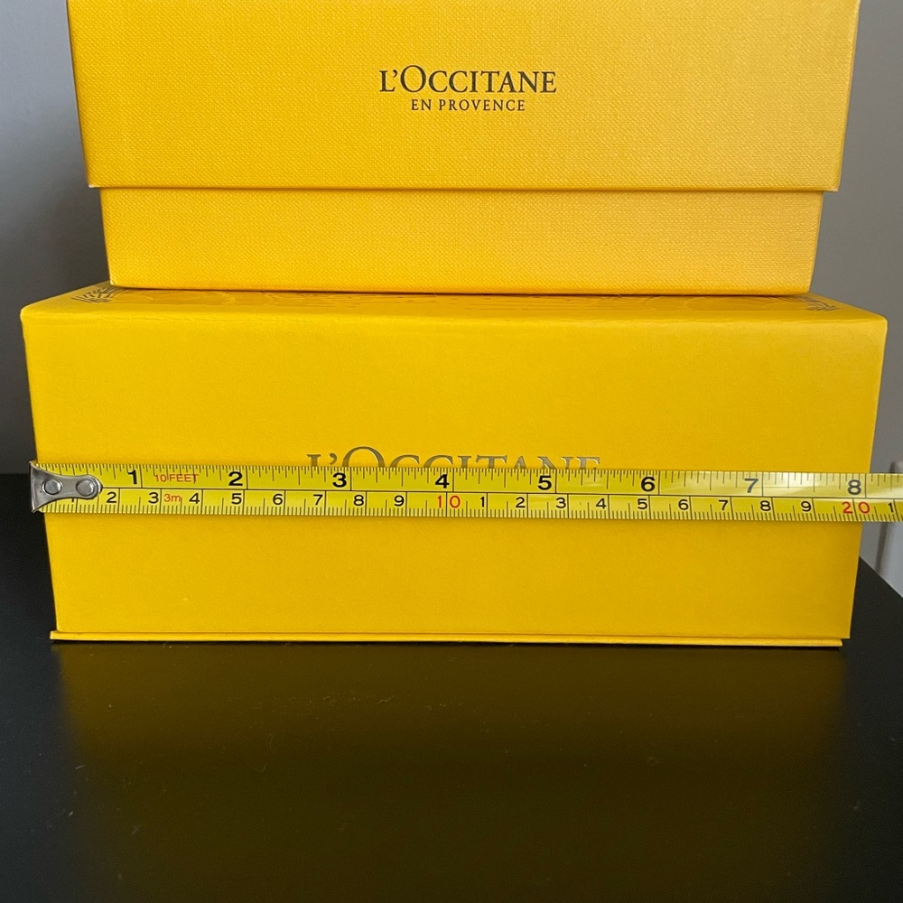L'OCCITANE Gift Boxes - Picture 4 of 6